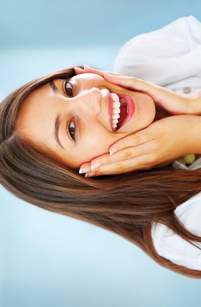 Beautiful smile dental clinic promotional poster